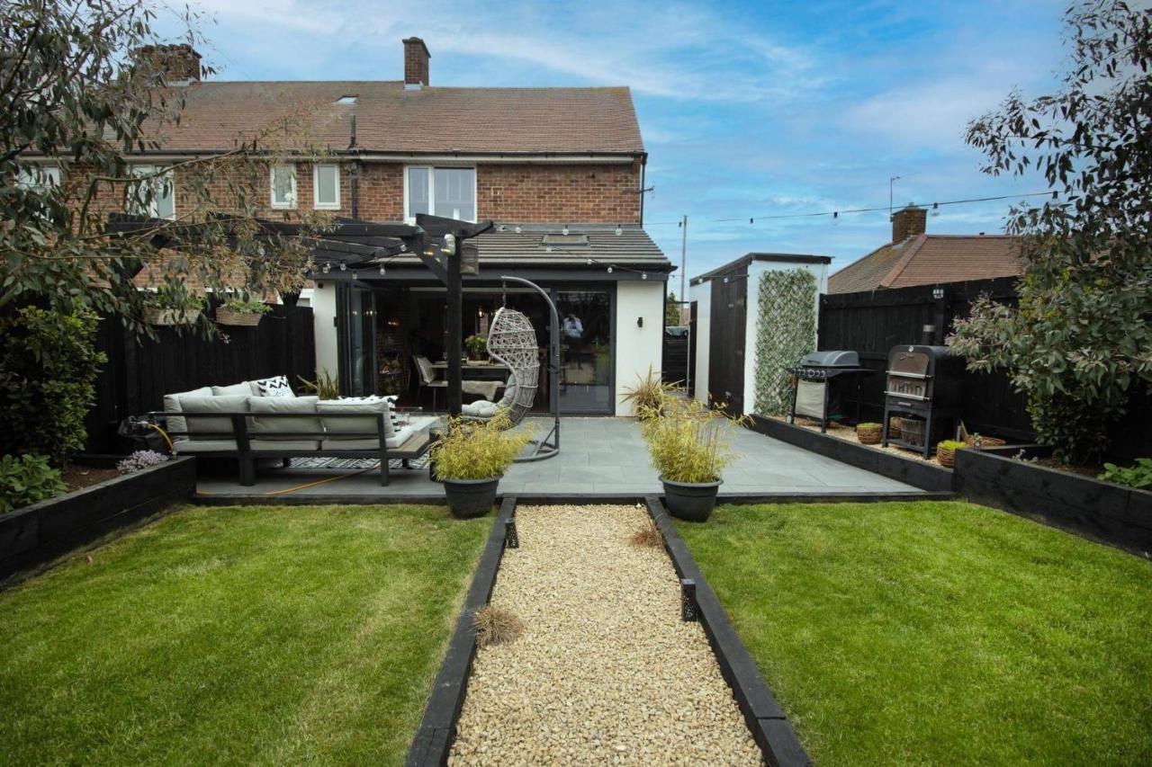 The Longsands Home- Coastal Retreat With Hot Tub Cullercoats 外观 照片